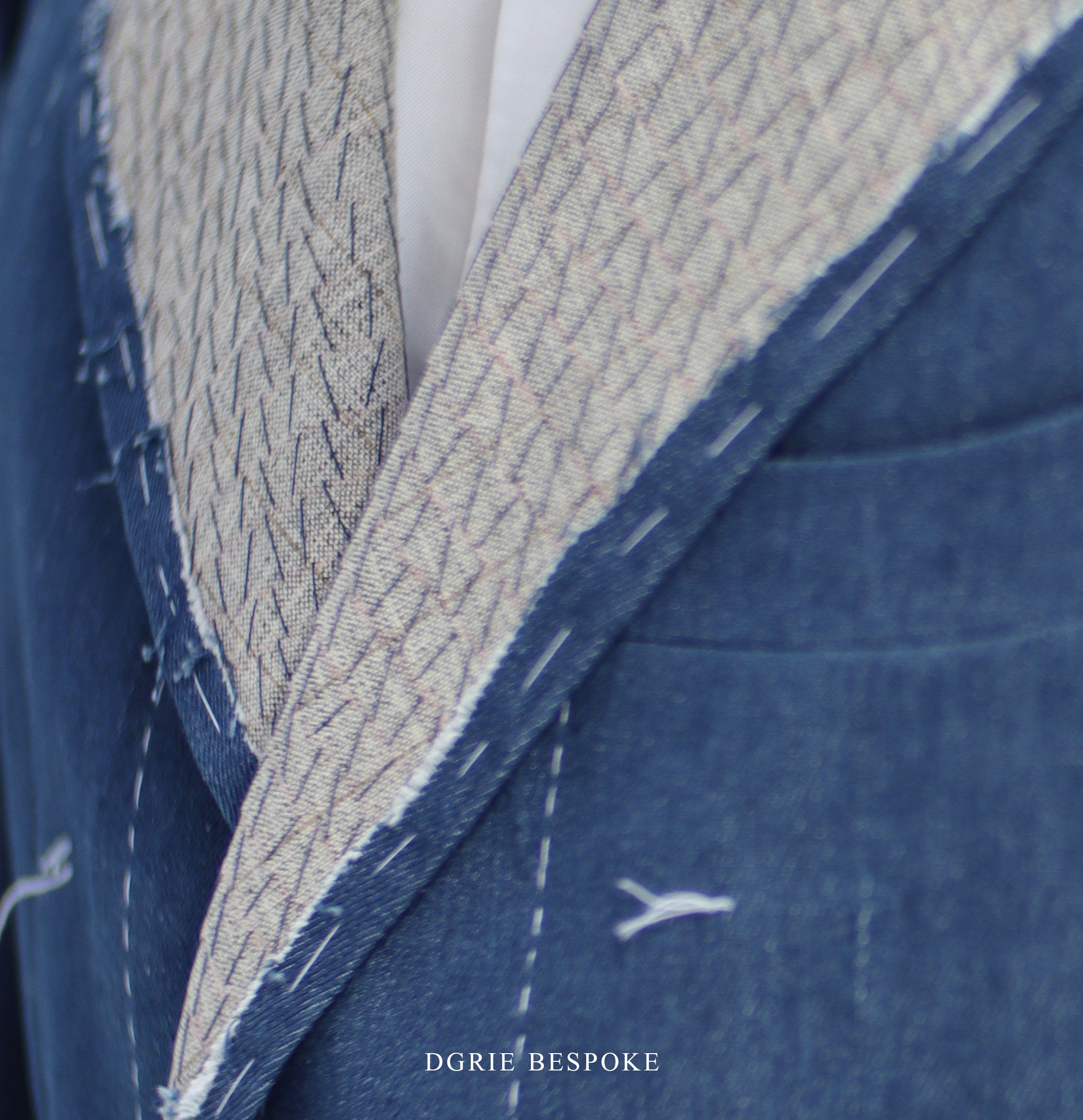 DGRIE ตัดสูทผ้ายีนส์ ตัดสูทหางม้า Full Canvas Denim Suits