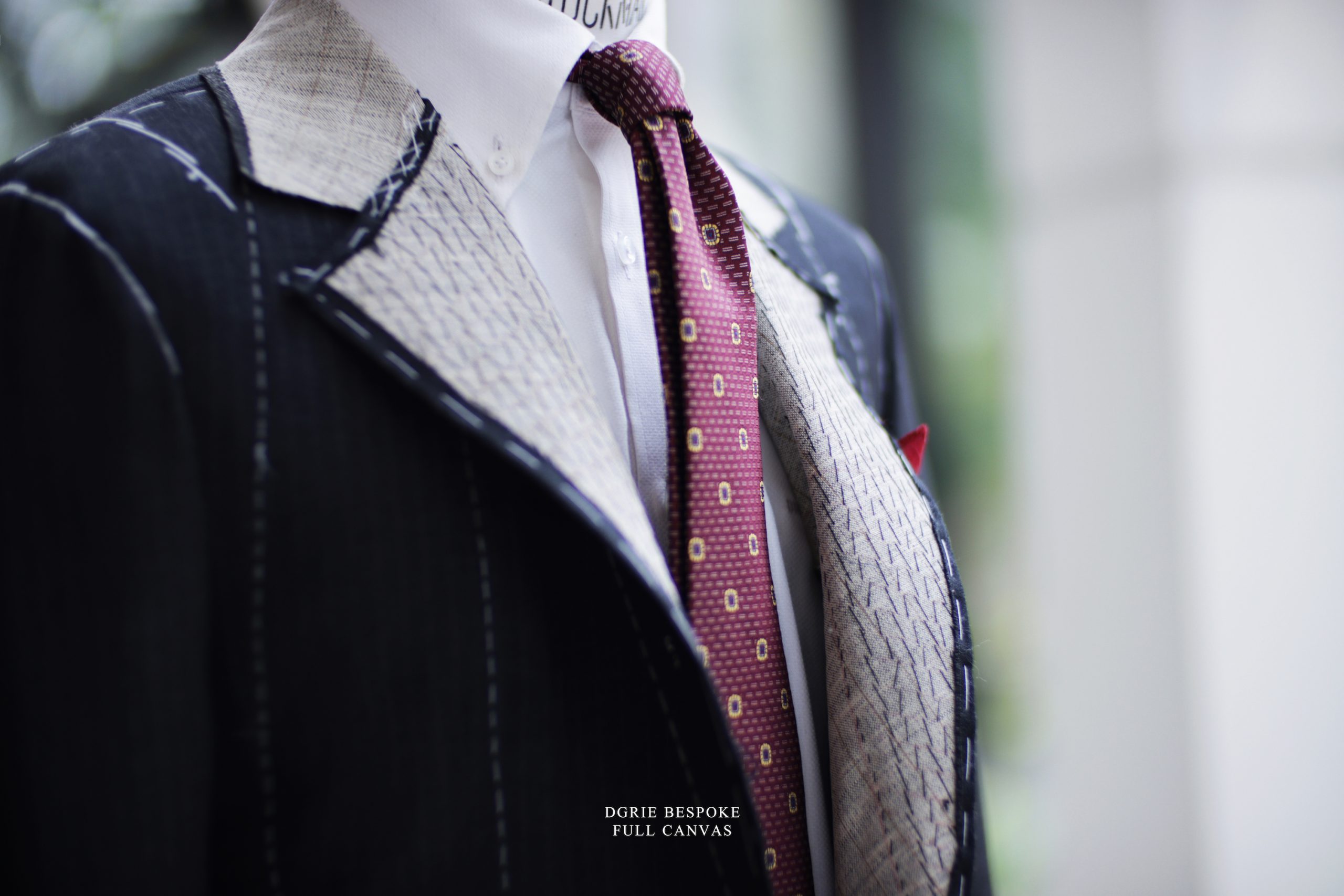 ตัดสูทหางม้า Full Canvas PINSTRIPE DARK GREY SUIT