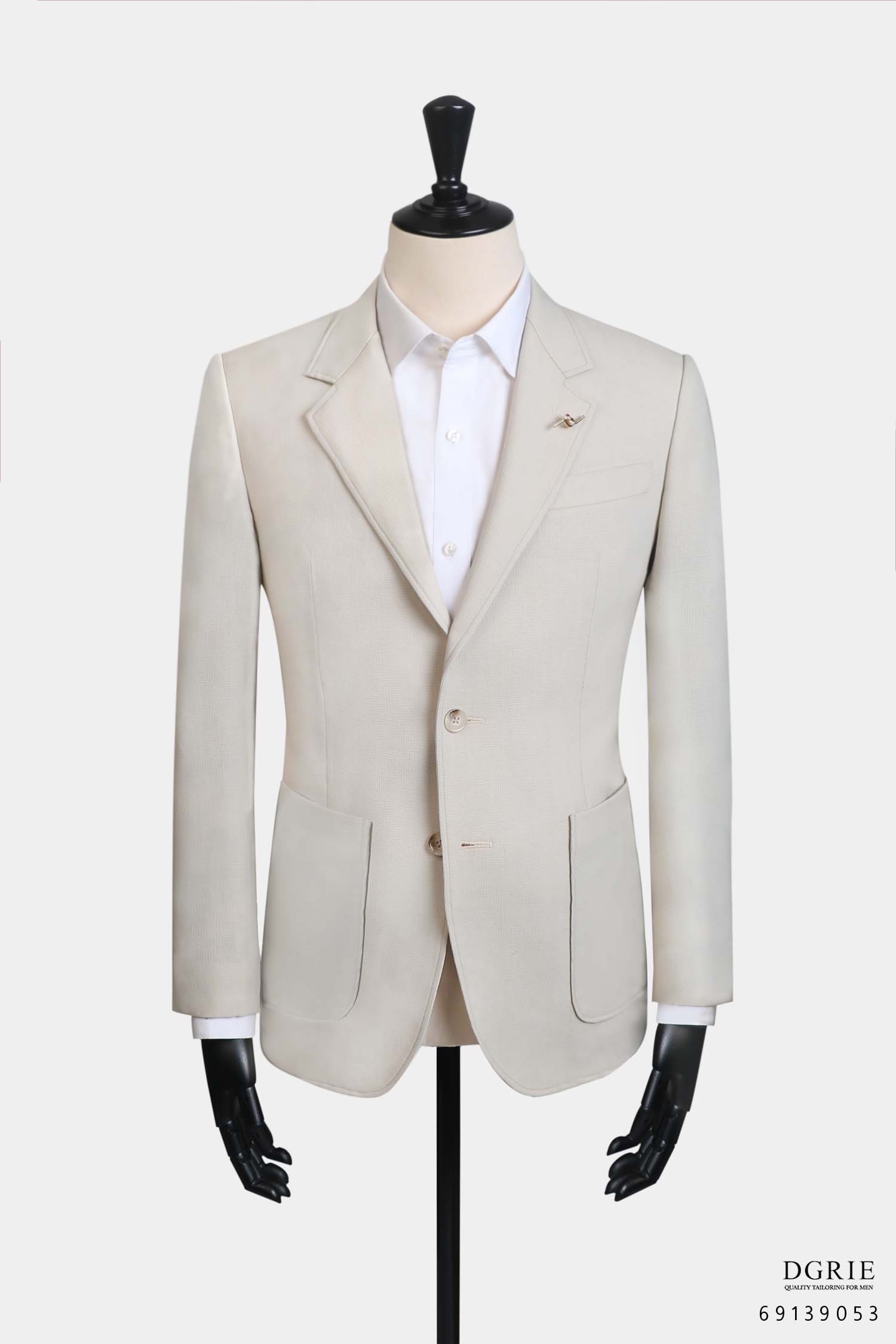 เสื้อสูทลำลองสีครีม Sport Beige Patch Pocket Balloon lining Jacket - DGRIE