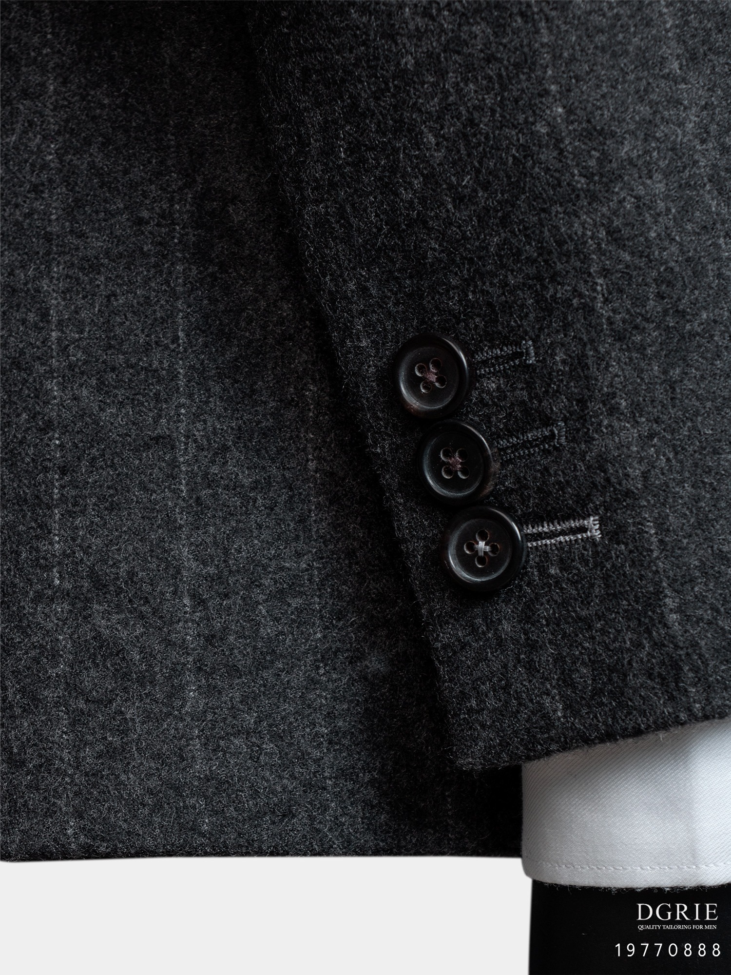 DGRIE เสื้อสูทลายทางสีเทา Grey Stripe Flannel Wool Suit