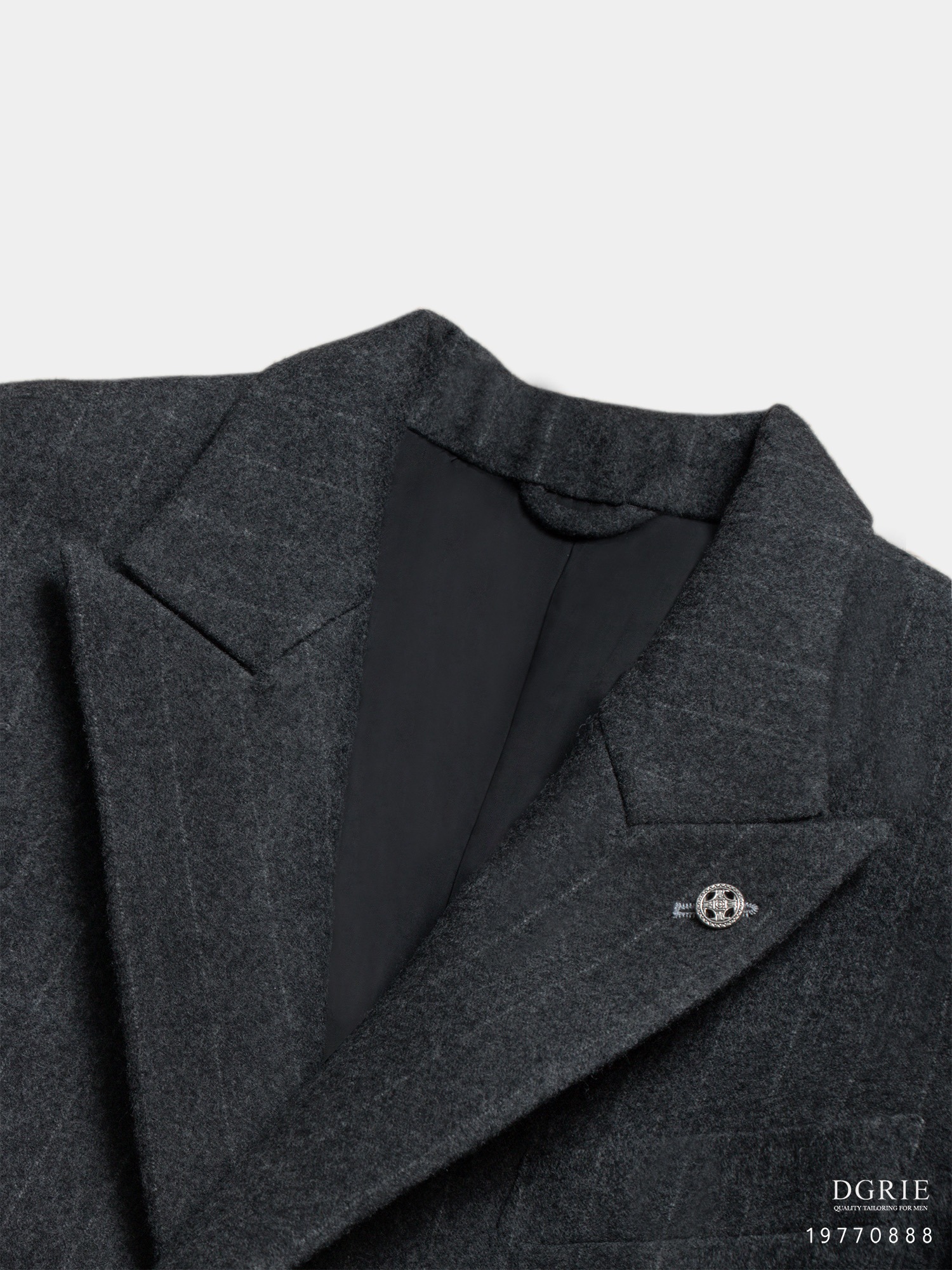 DGRIE เสื้อสูทลายทางสีเทา Grey Stripe Flannel Wool Suit