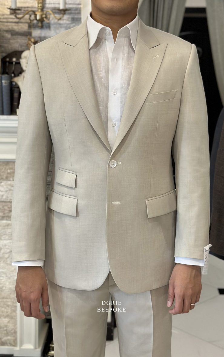 ตัดสูทสีครีม DGRIE Basic Wool Beige Suits