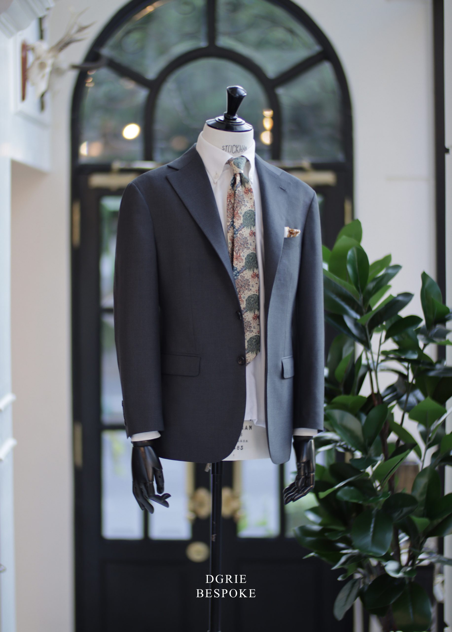 ตัดสูทหางม้า สีเทา DGRIE DRAGO Mid Grey Classic Canvas Suits