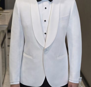 ตัดสูทแต่งงาน สีขาว DGRIE White Tuxedo Suits