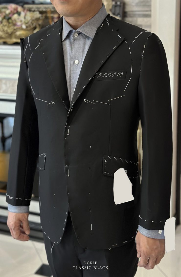 ตัดสูท สีดำ Fitting DGRIE Classic Black Suits