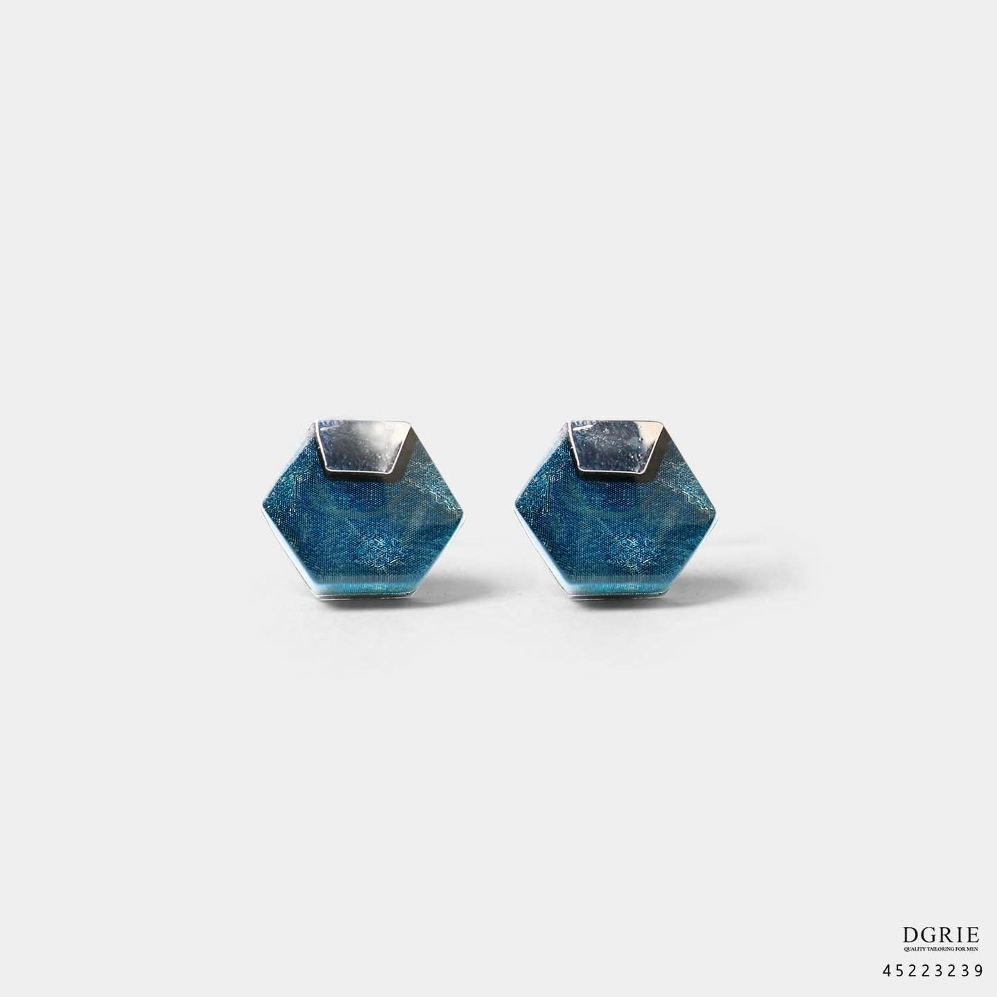 คัฟลิงค์ Charismatic of Aquamarine by Hexagon Cufflinks - DGRIE