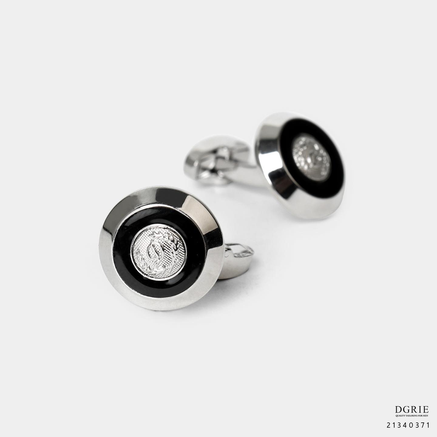 คัฟลิงค์ D Silver/Black Sphere Cufflinks - DGRIE