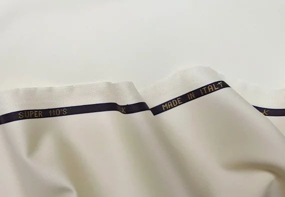 ivorywoolsuitsdgrie ตัดสูททักซิโด้ สีขาว DGRIE Ivory White Tuxedo Suits