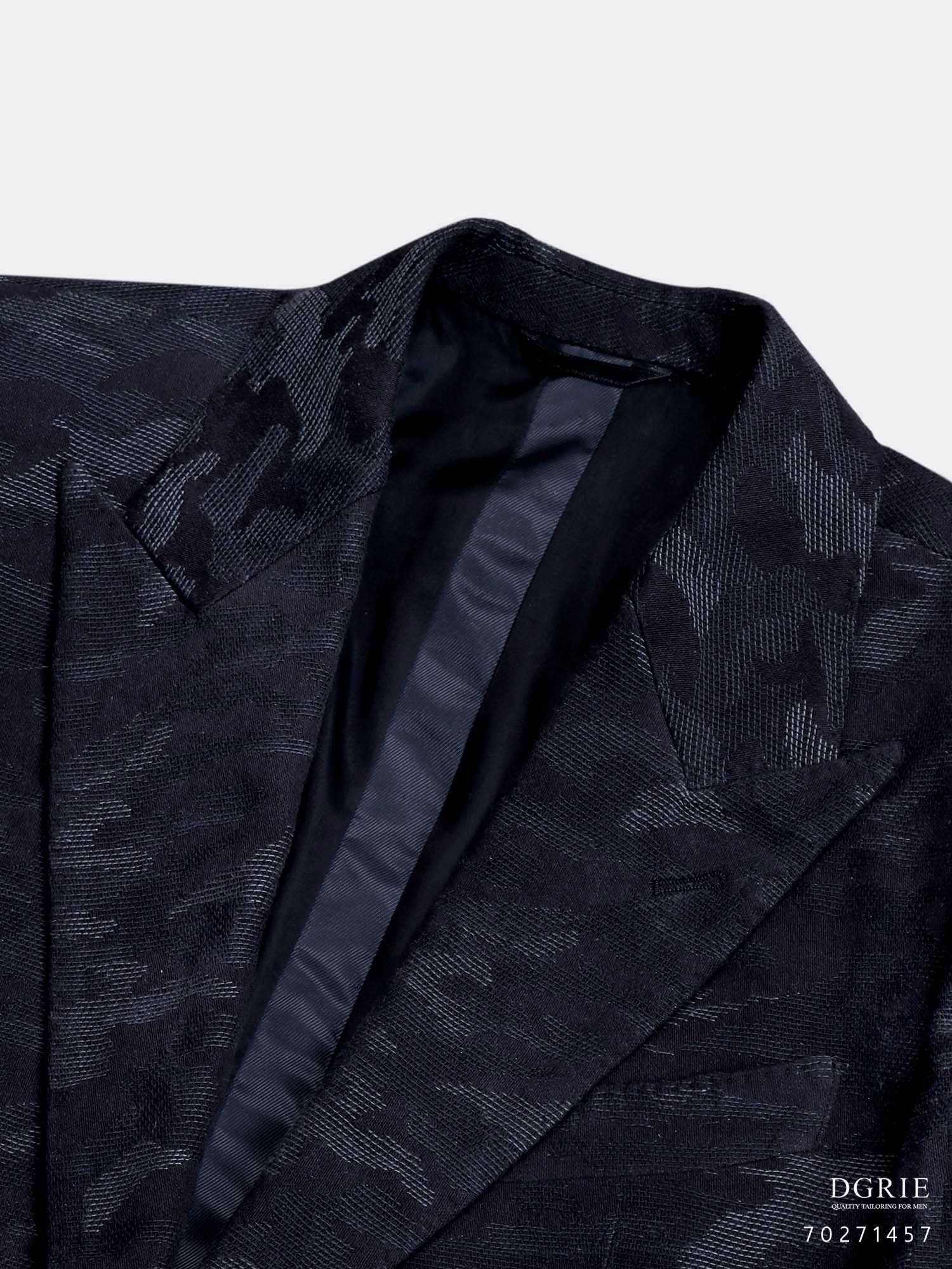 เสื้อสูทลายทหาร FLAT Navy Camo Jacket with Beige Pants