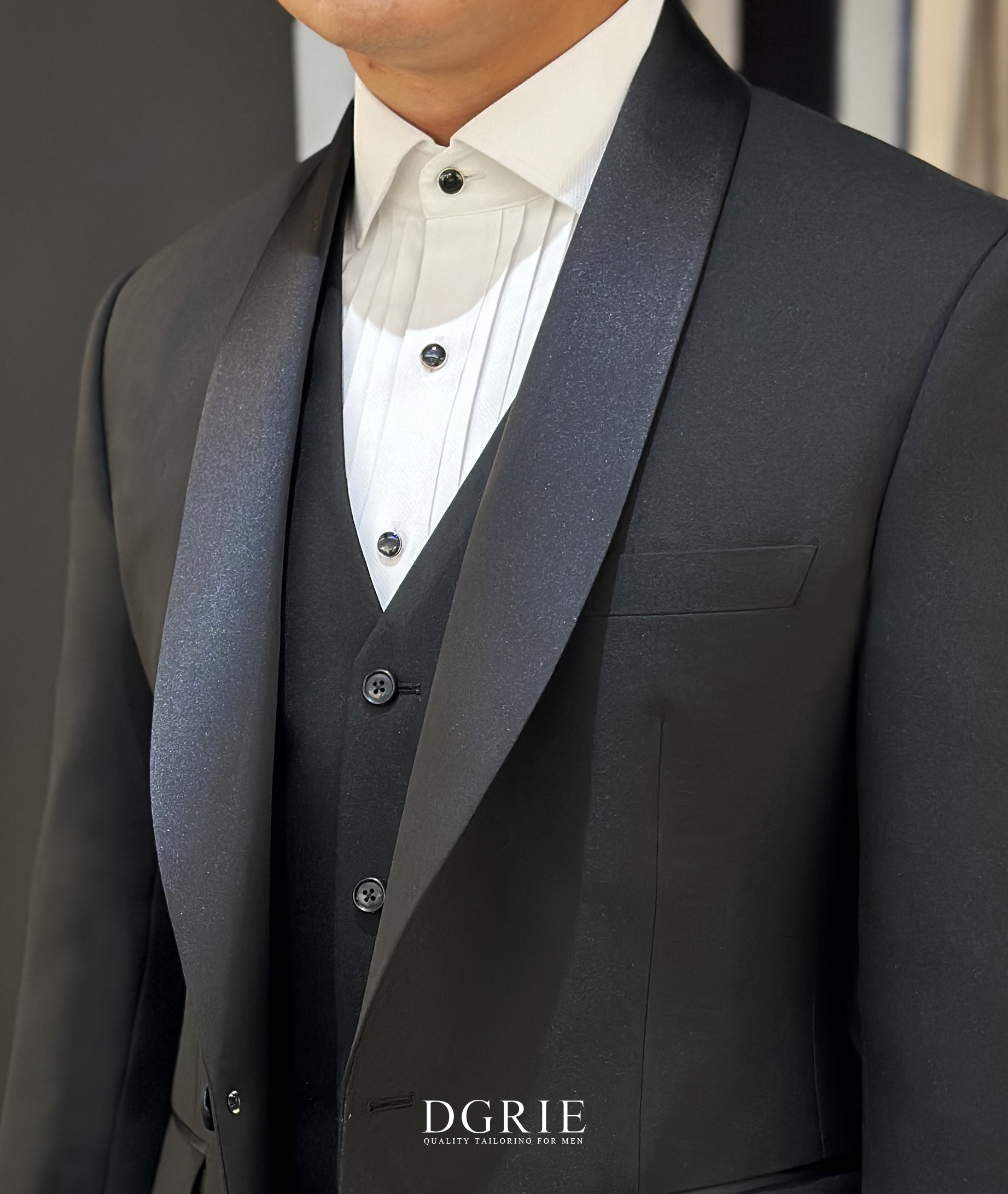 DGRIE 3-Piece Tuxedo Shawl Lapel Suits