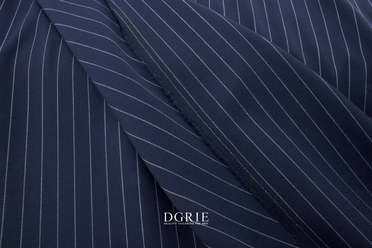ตัดสูท ลายทาง สีน้ำเงินเข้ม Navy Pin Stripe Suits