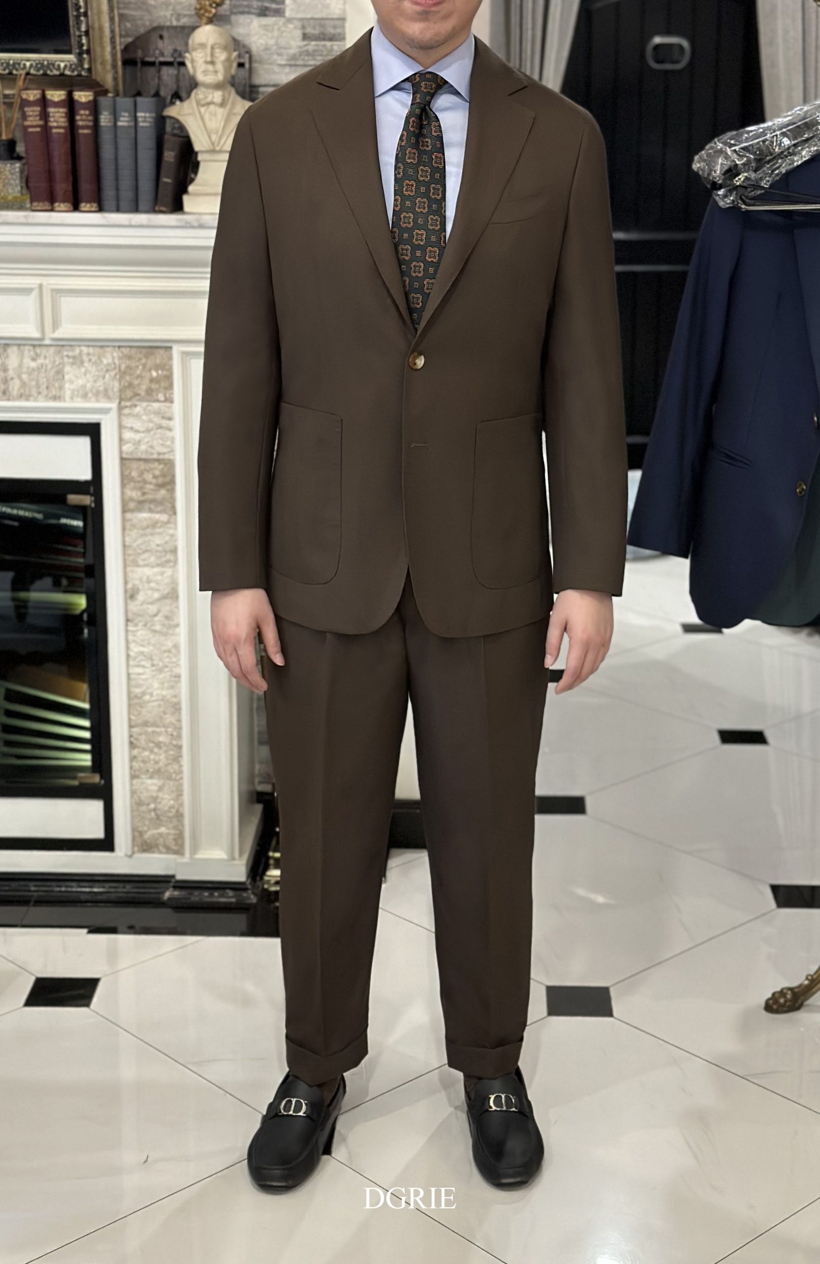 สูทหางม้า Full Canvas Red Brown Fresco England Suits