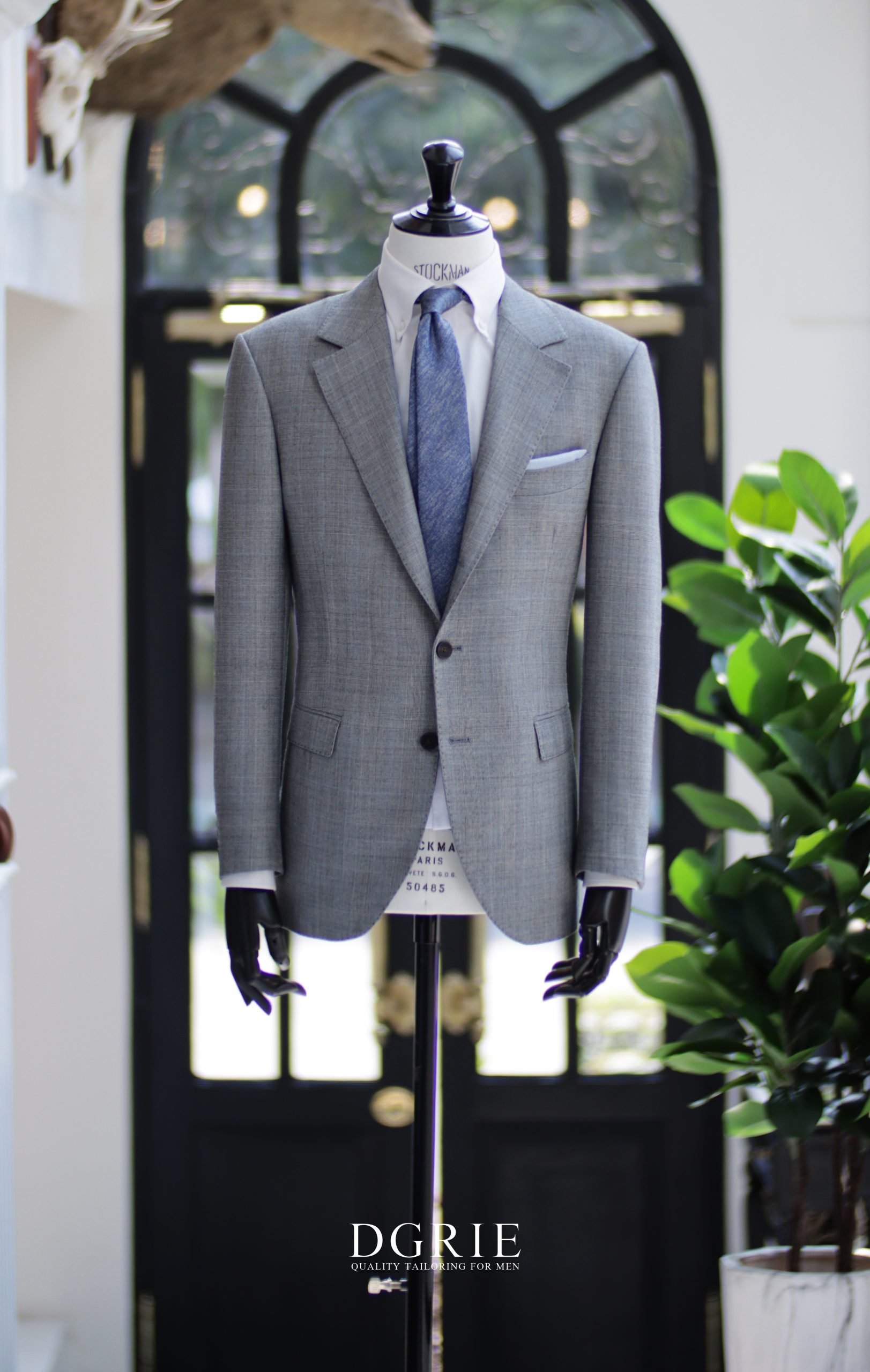 IMG_9683 copy ตัดสูทหางม้า สีเทาลายตาราง Full Cavas Classic Check Suits