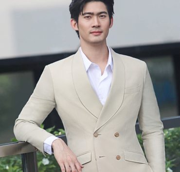 DGRIE Spotlight: Kajbhunditt Beige Marzoni Wool Suits