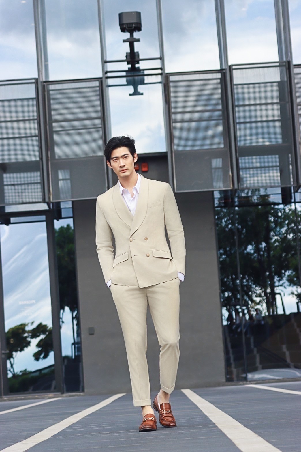 DGRIE Spotlight: Kajbhunditt Beige Marzoni Wool Suits