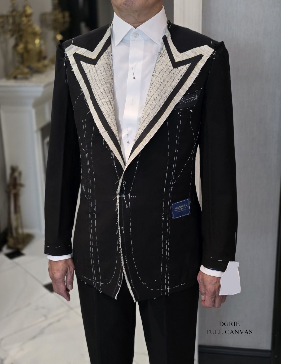 ตัดสูทหางม้า Full Canvas Suit Super Black Wool Huddersfield England