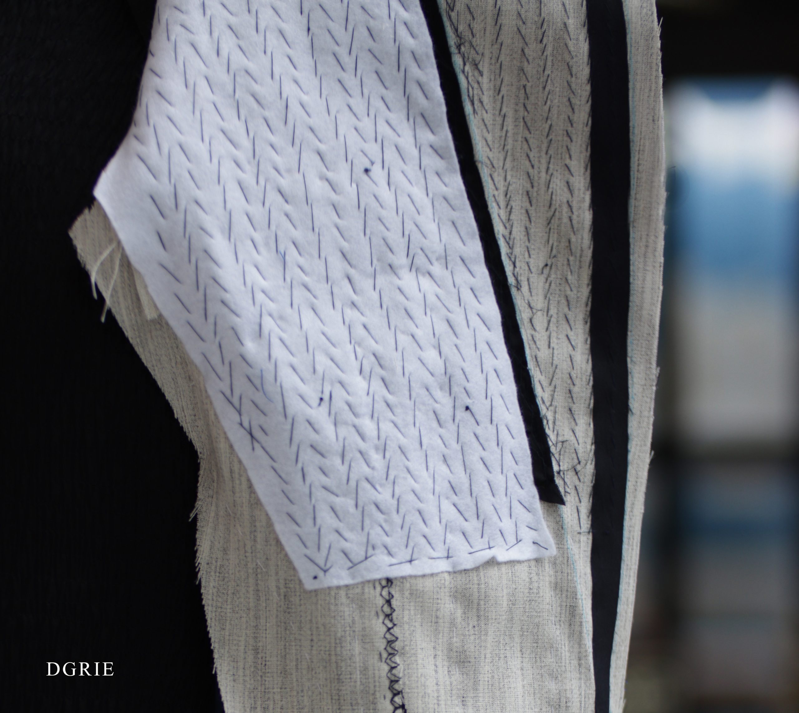 ตัดสูทหางม้า DGRIE NAVY BLUE FULL CANVAS SUITS