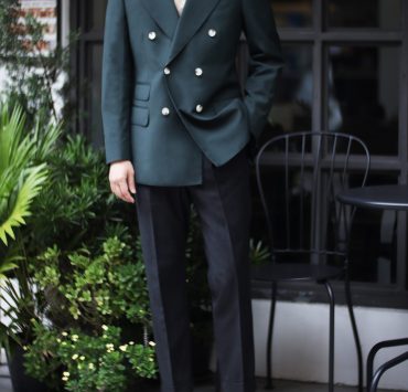 ตัดสูท CLASSIC DARK GREEN LOW GORGE LAPEL SUITS 14 ตัดสูท CLASSIC DARK GREEN LOW GORGE LAPEL SUITS