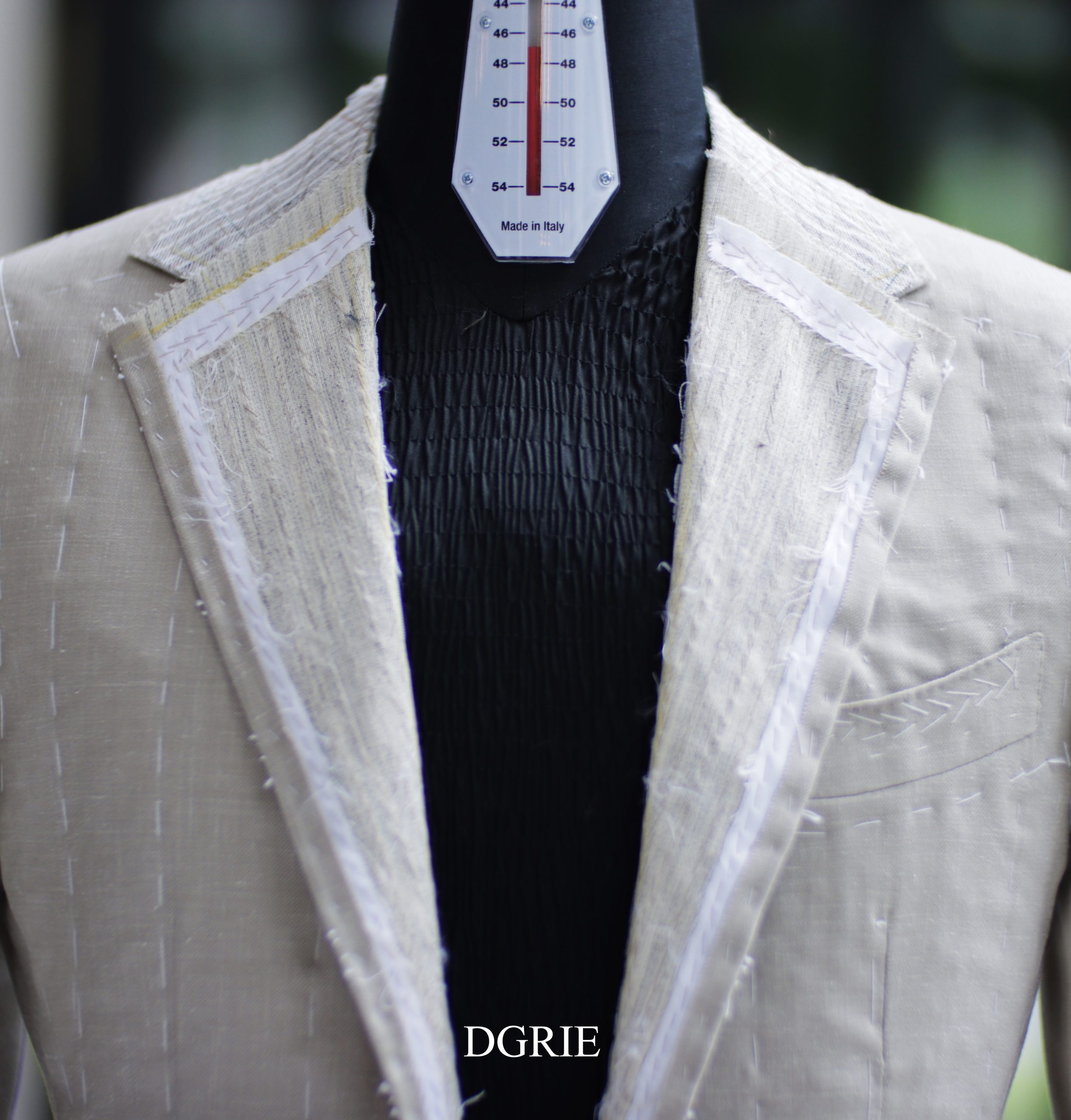 ตัดสูทหางม้า Loro Piana Beige Full Canvas Suit