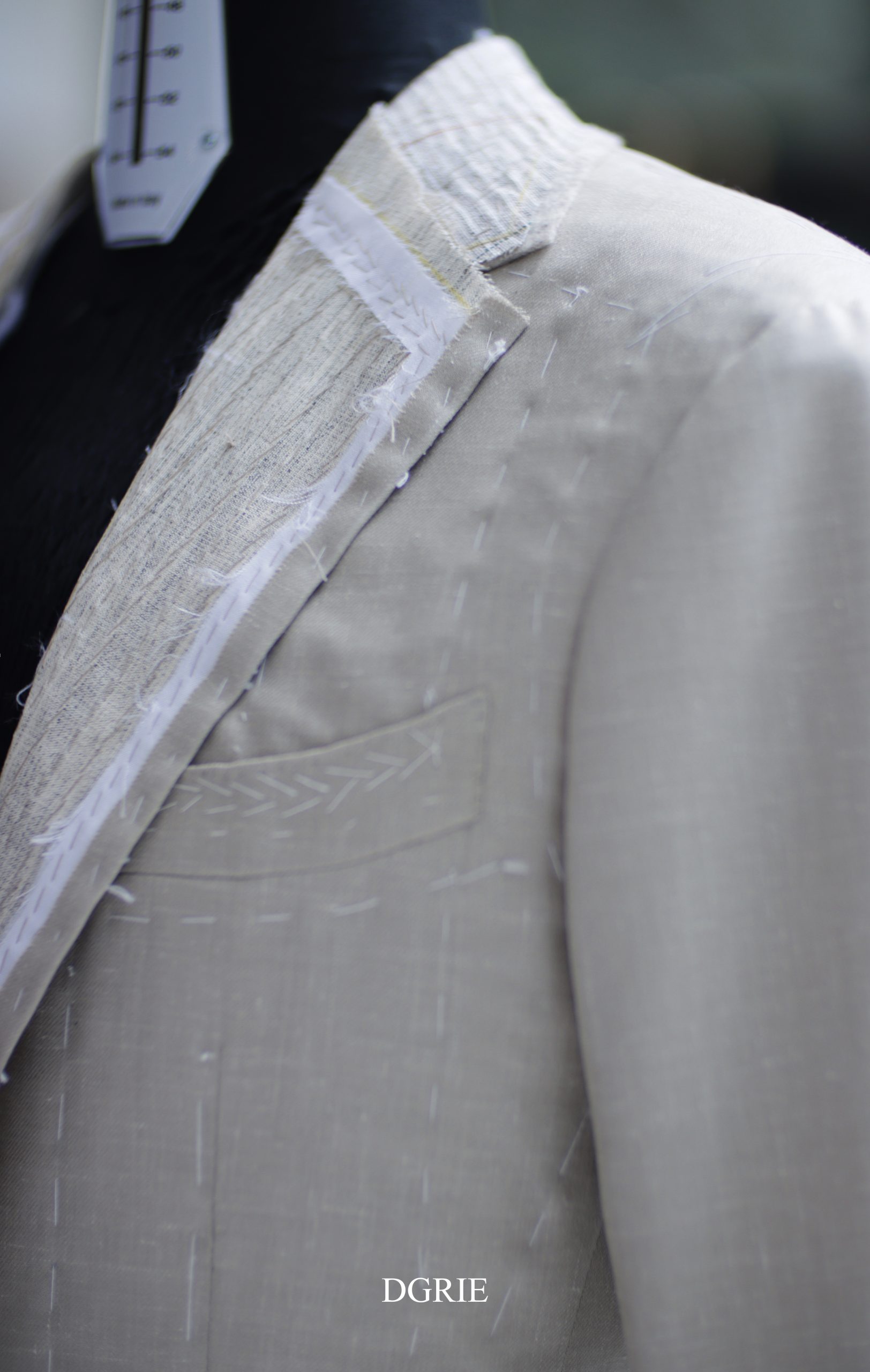 ตัดสูทหางม้า Loro Piana Beige Full Canvas Suit