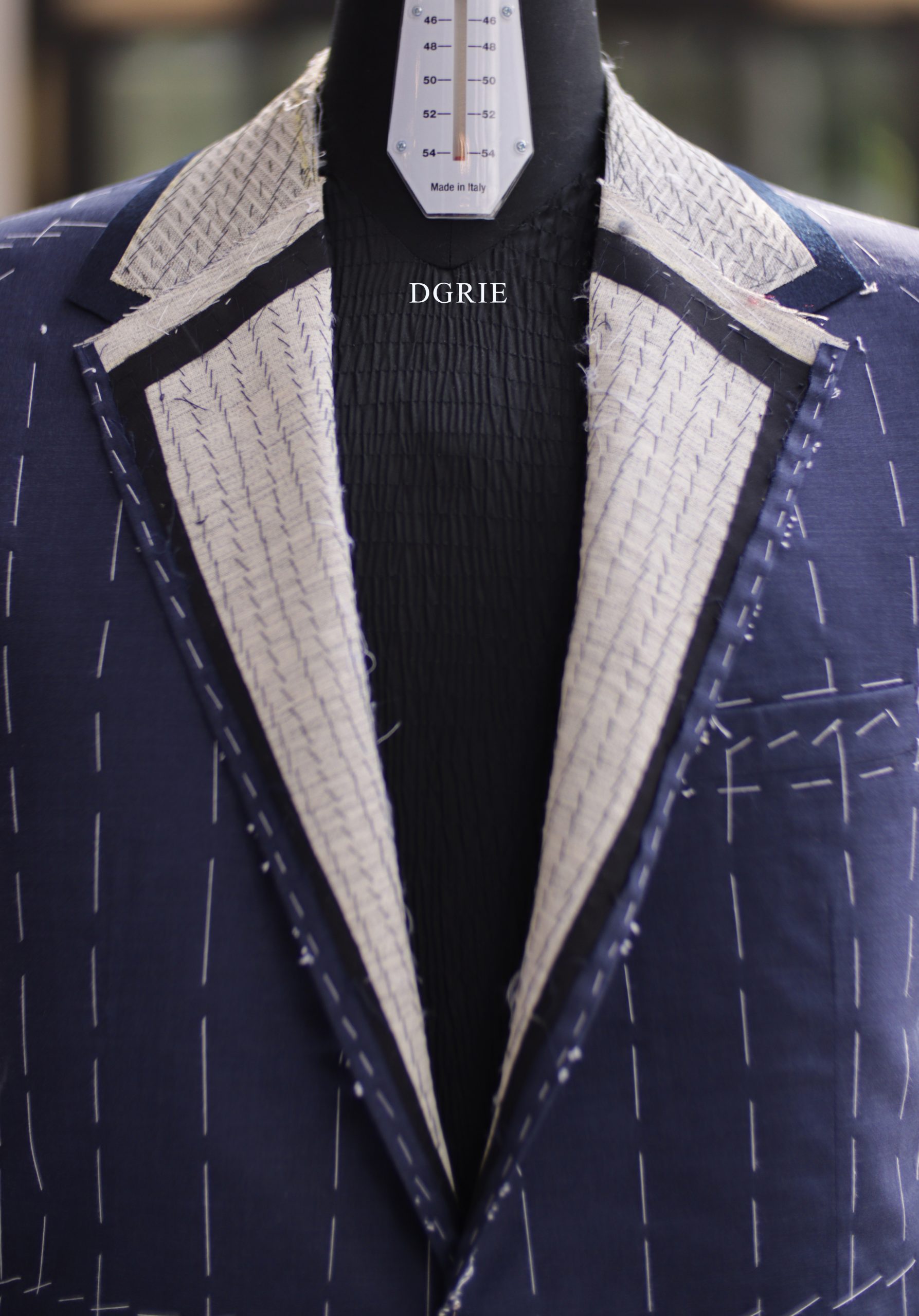 ตัดสูทหางม้า DGRIE NAVY Full Canvas Suits By Hand
