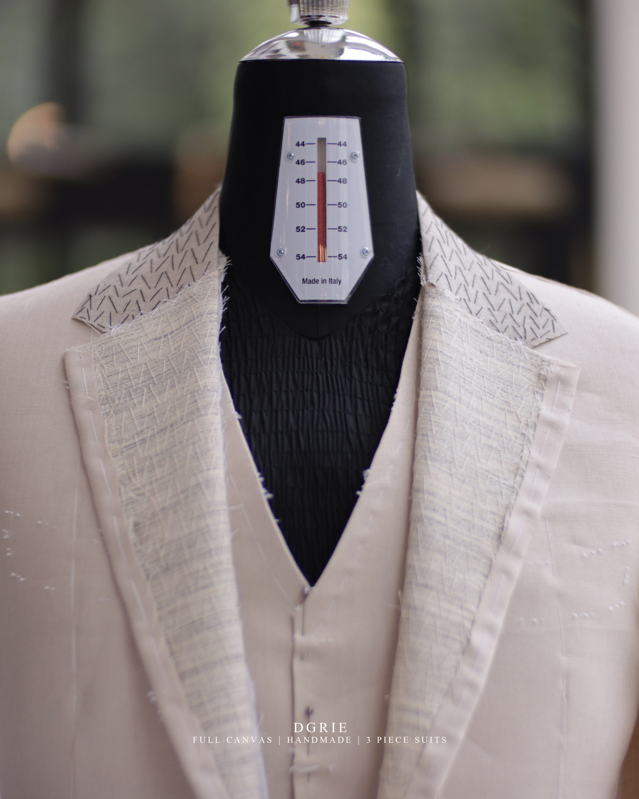 ตัดสูทหางม้า Irish Linen Handmade Full Canvas Suit