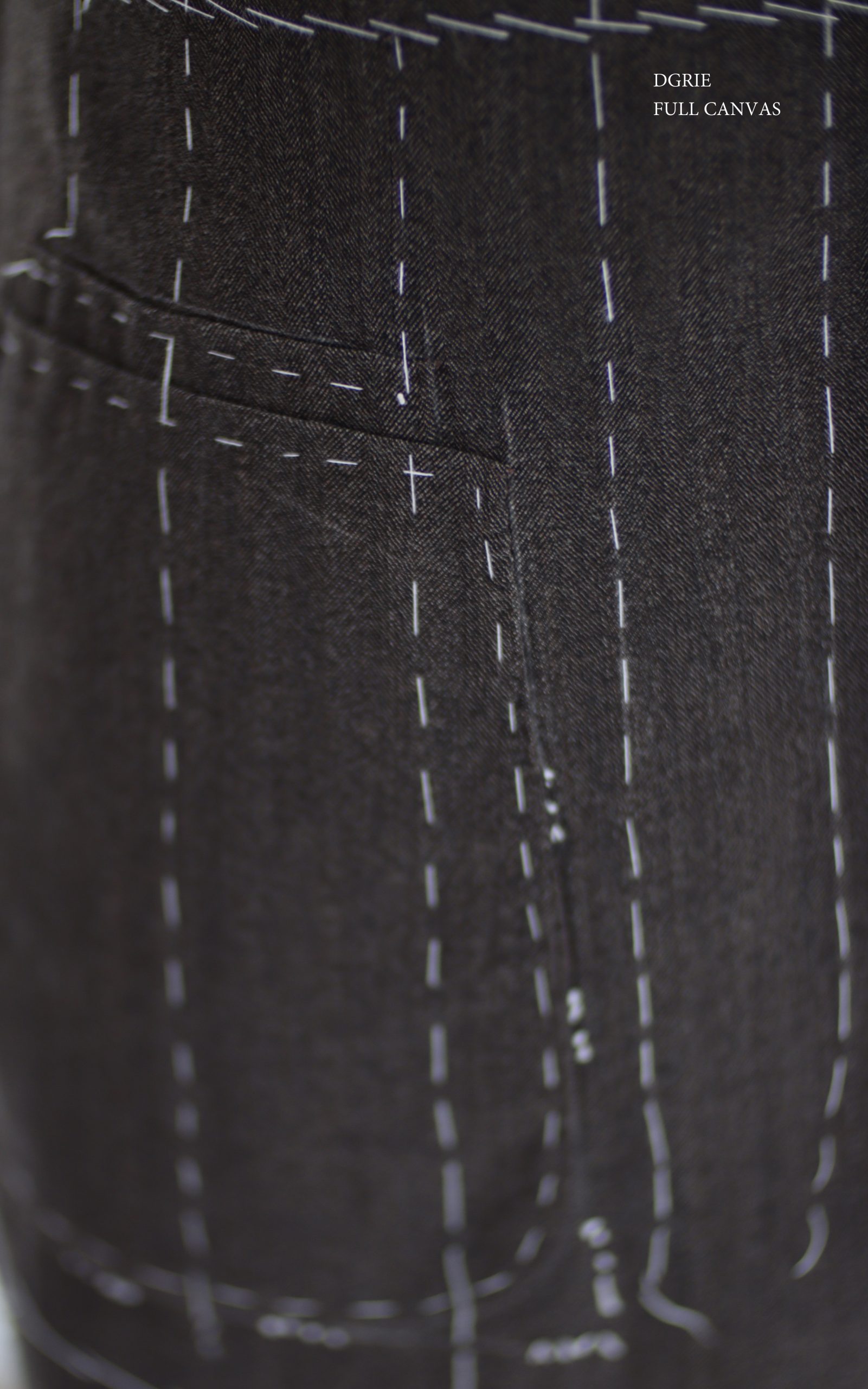 ตัดสูทหางม้า สีน้ำตาล Fitting Brown Suits Classic Lapel