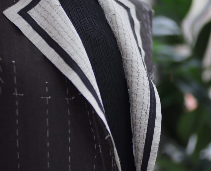 ตัดสูทหางม้า สีน้ำตาล Fitting Brown Suits Classic Lapel