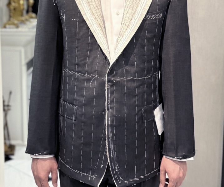 ตัดสูทหางม้า Dark Grey Full Canvas Suits โครงสร้างหางม้าทั้งตัว