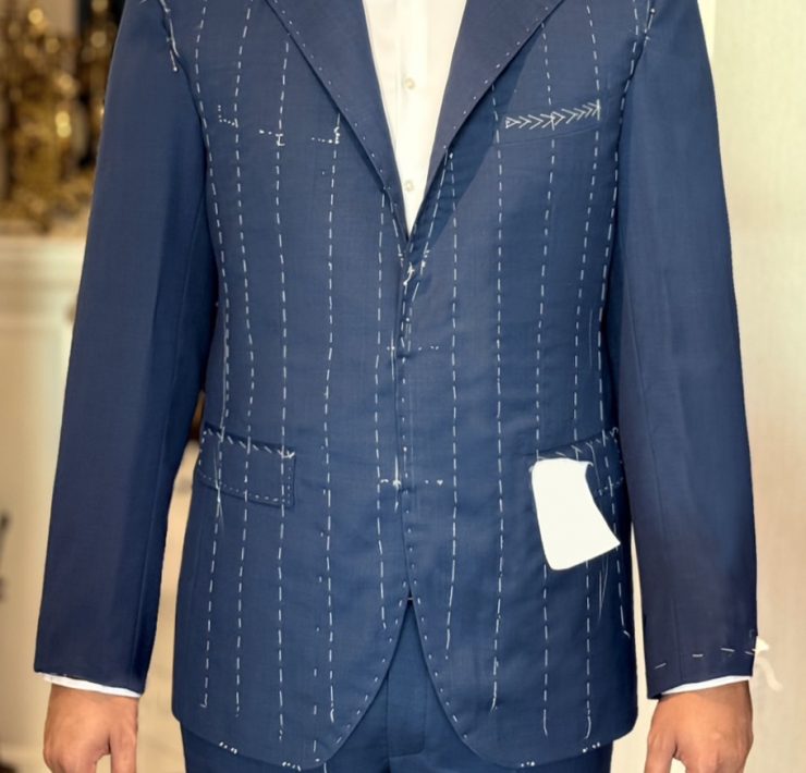 DGRIE FITTING : NAVY SUIT HAND LAPEL CANVAS 15 DGRIE FITTING : NAVY SUIT HAND LAPEL CANVAS