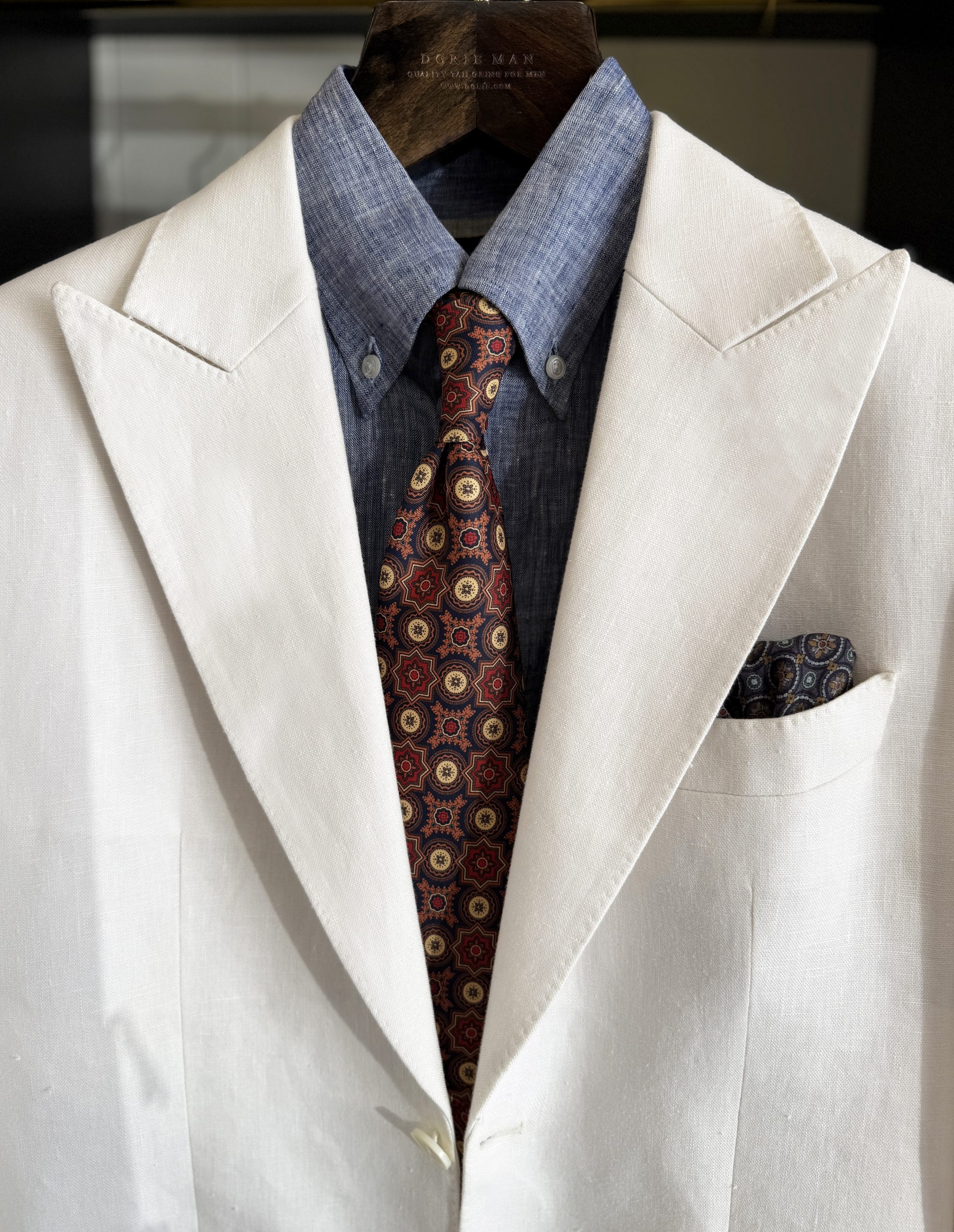 เสื้อสูทสำเร็จรูป DGRIE RTW & Accessories