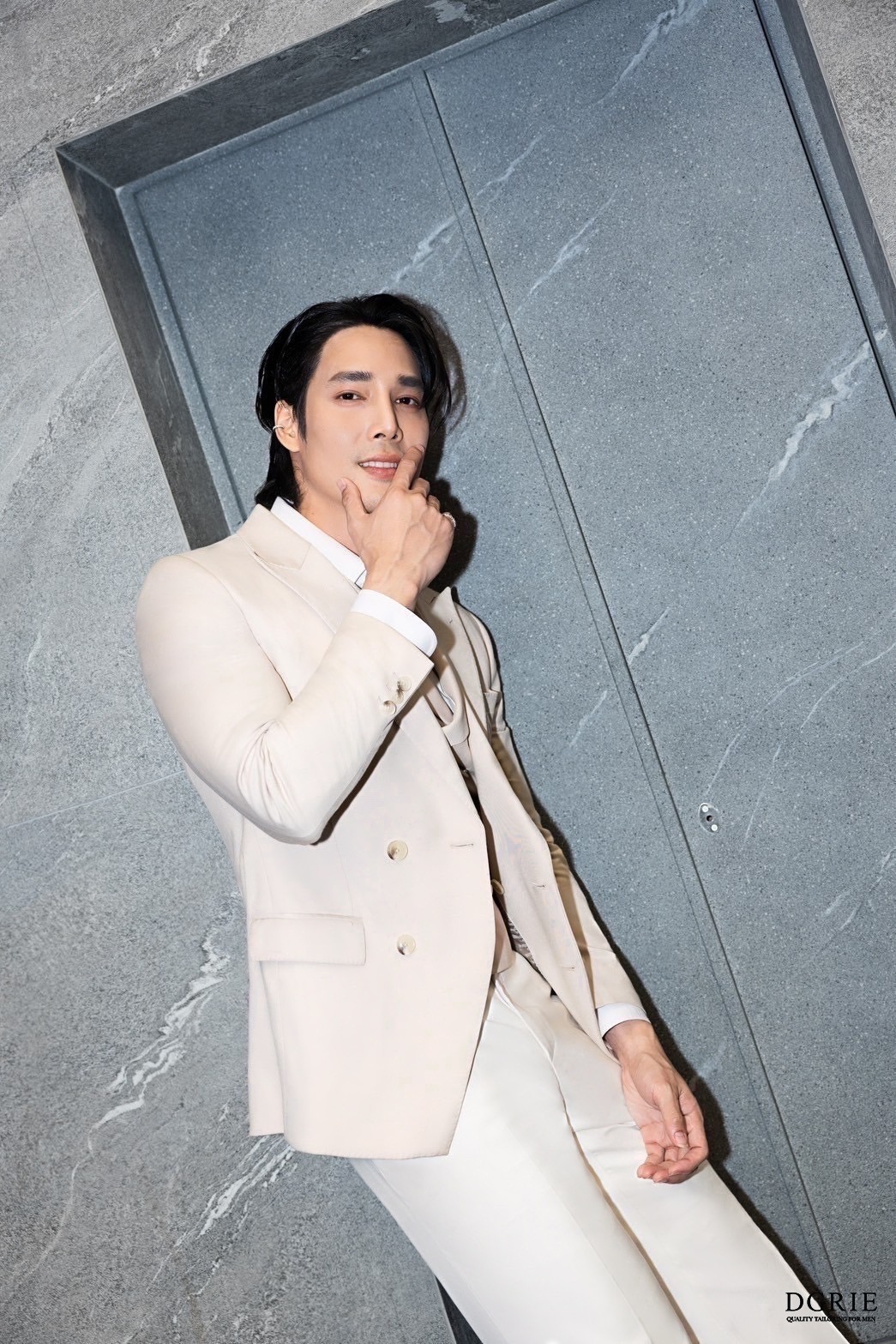 DGRIE Spotlight : Denkhun Vintage Beige Double-Breasted Blazers