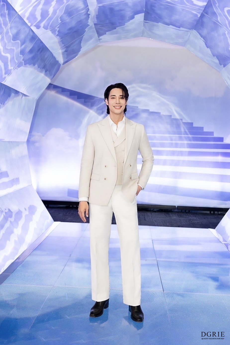 DGRIE Spotlight : Denkhun Vintage Beige Double-Breasted Blazers