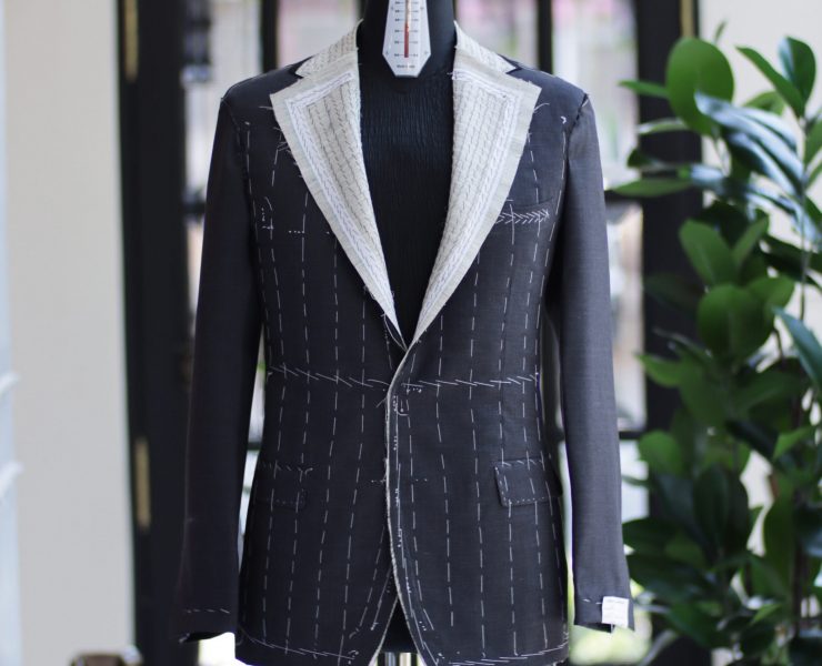 ตัดสูทหางม้า Grey Full Canvas Suits สีเทาโครงงสร้างหางม้า