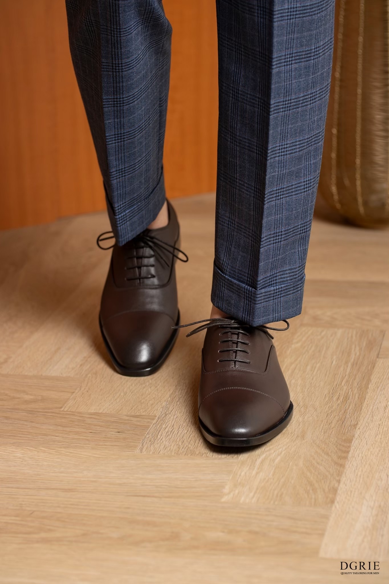 รองเท้าหนัง สีน้ำตาลเข้ม DGRIE Brown Round Cap Toe Oxford Shoe II