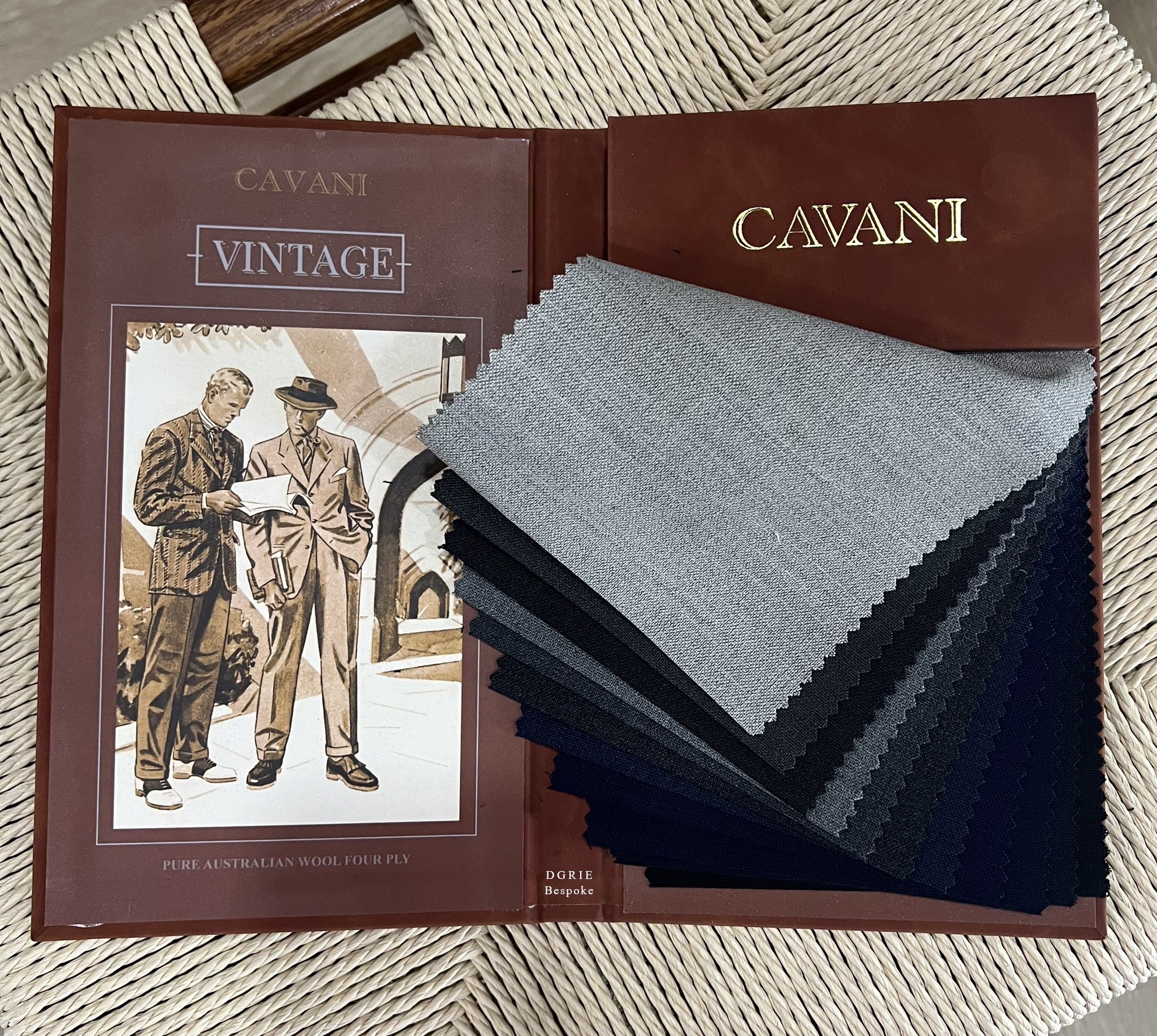 ตัดสูท Cavani 4 Ply Wool Suits / Safari Jacket