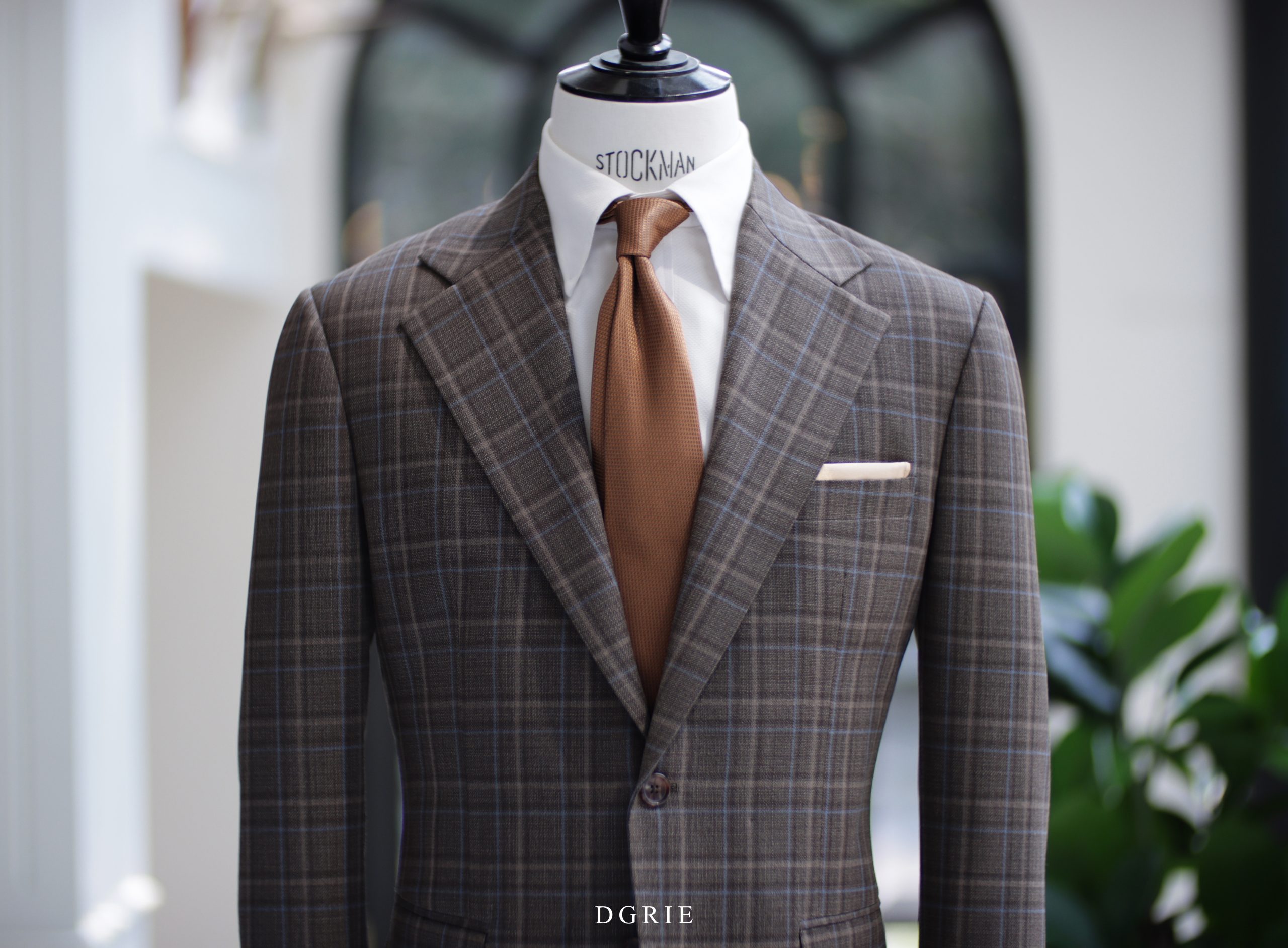 ร้านตัดสูท DGRIE Window Brown Classic Jacket Suit