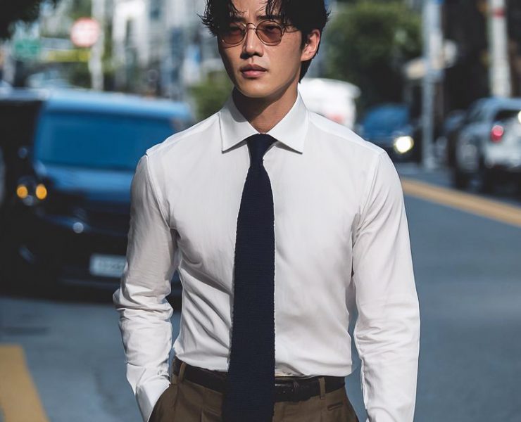 เสื้อเชิ้ต DGRIE Cotton Spread Collar 8cm White Shirt