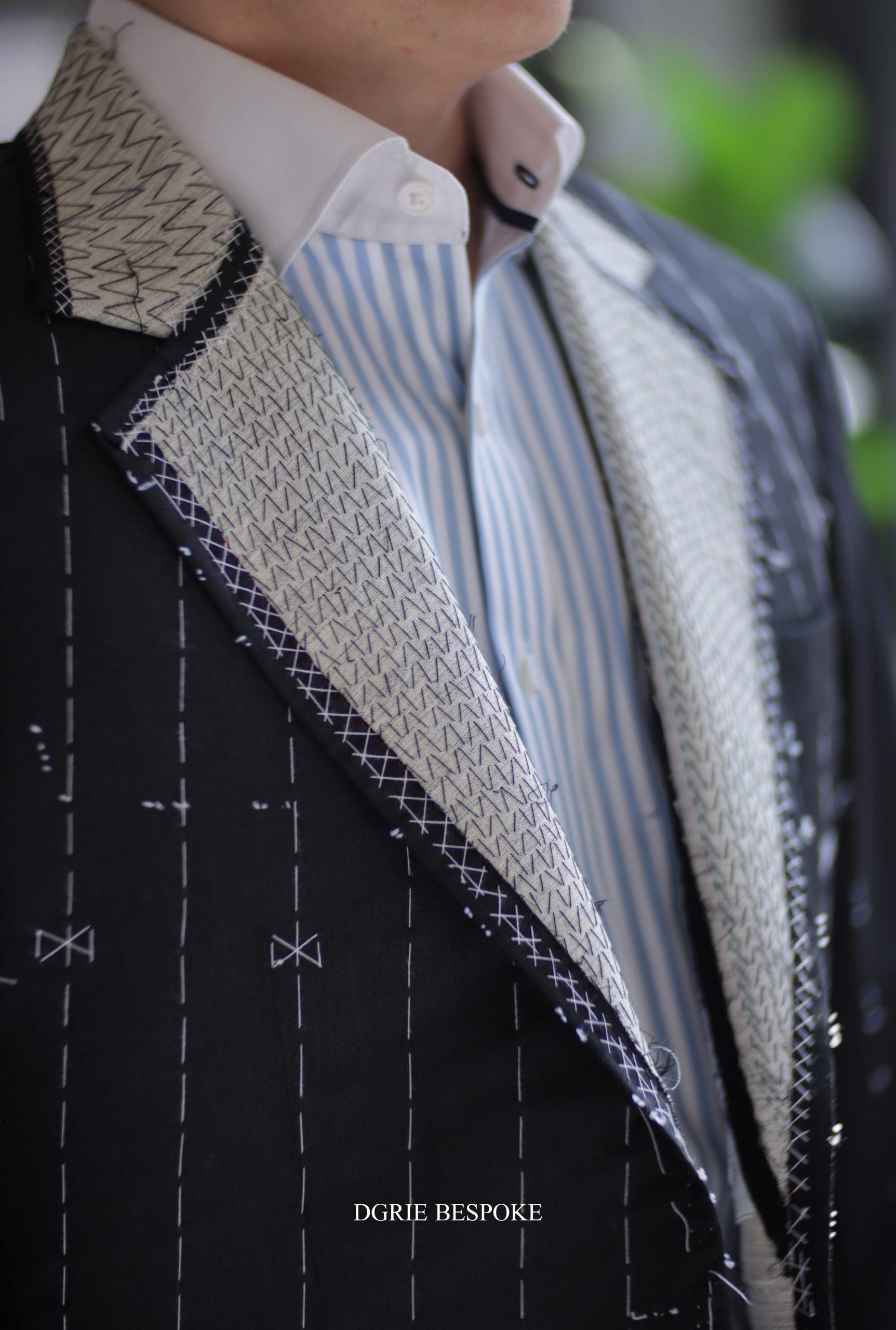 Fitting Dark Navy Full Canvas ปกแหลม Peak Lapel