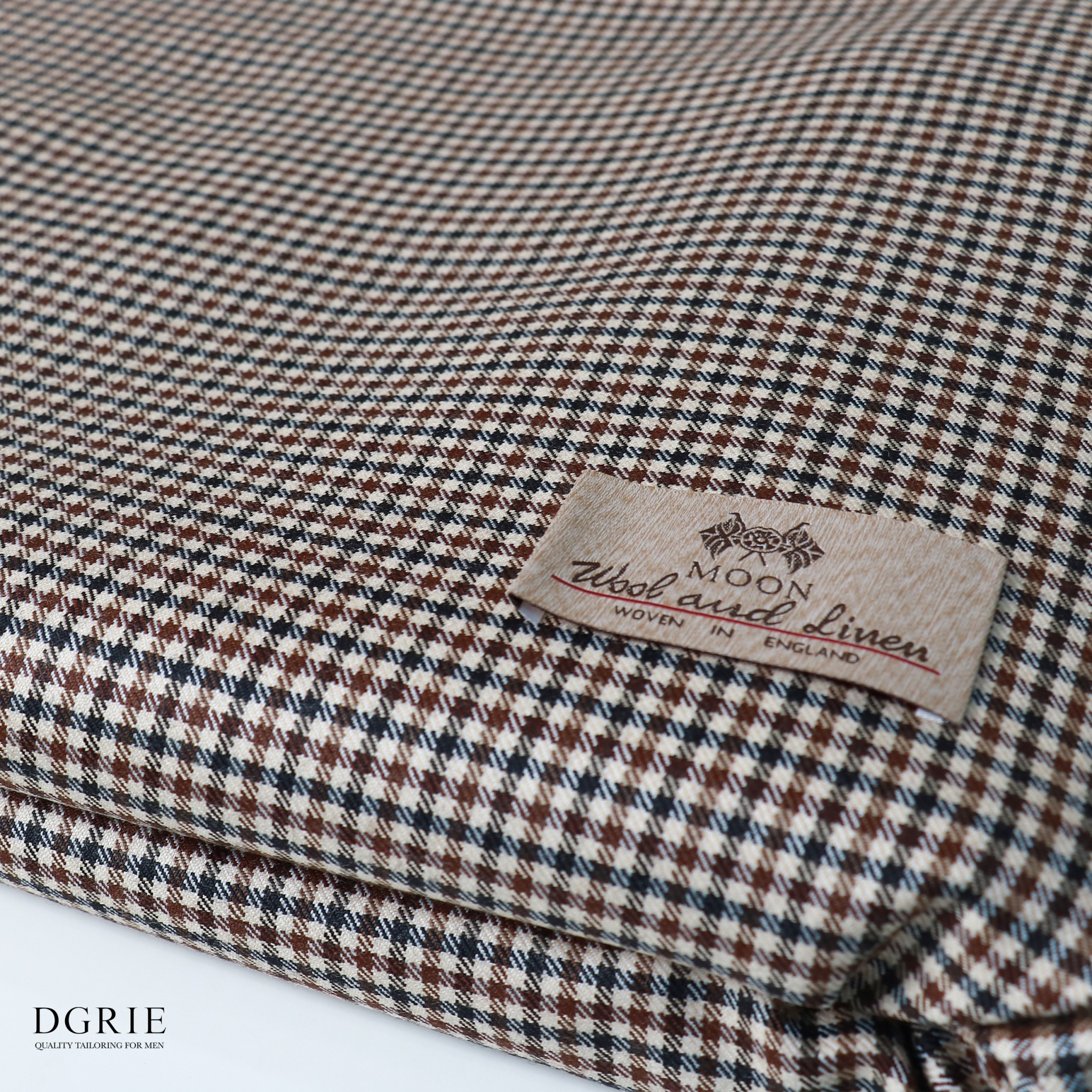 456F6C76-6A96-4413-BD89-BE037C355147 ผ้าสูท MOON - Made in England