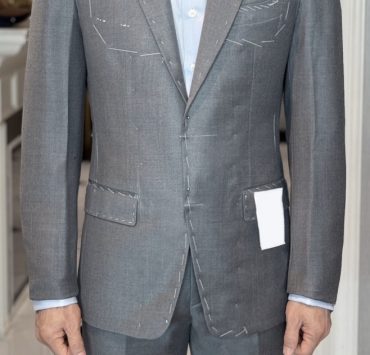 ตัดสูทสีเทา Fitting British Medium Grey Suits
