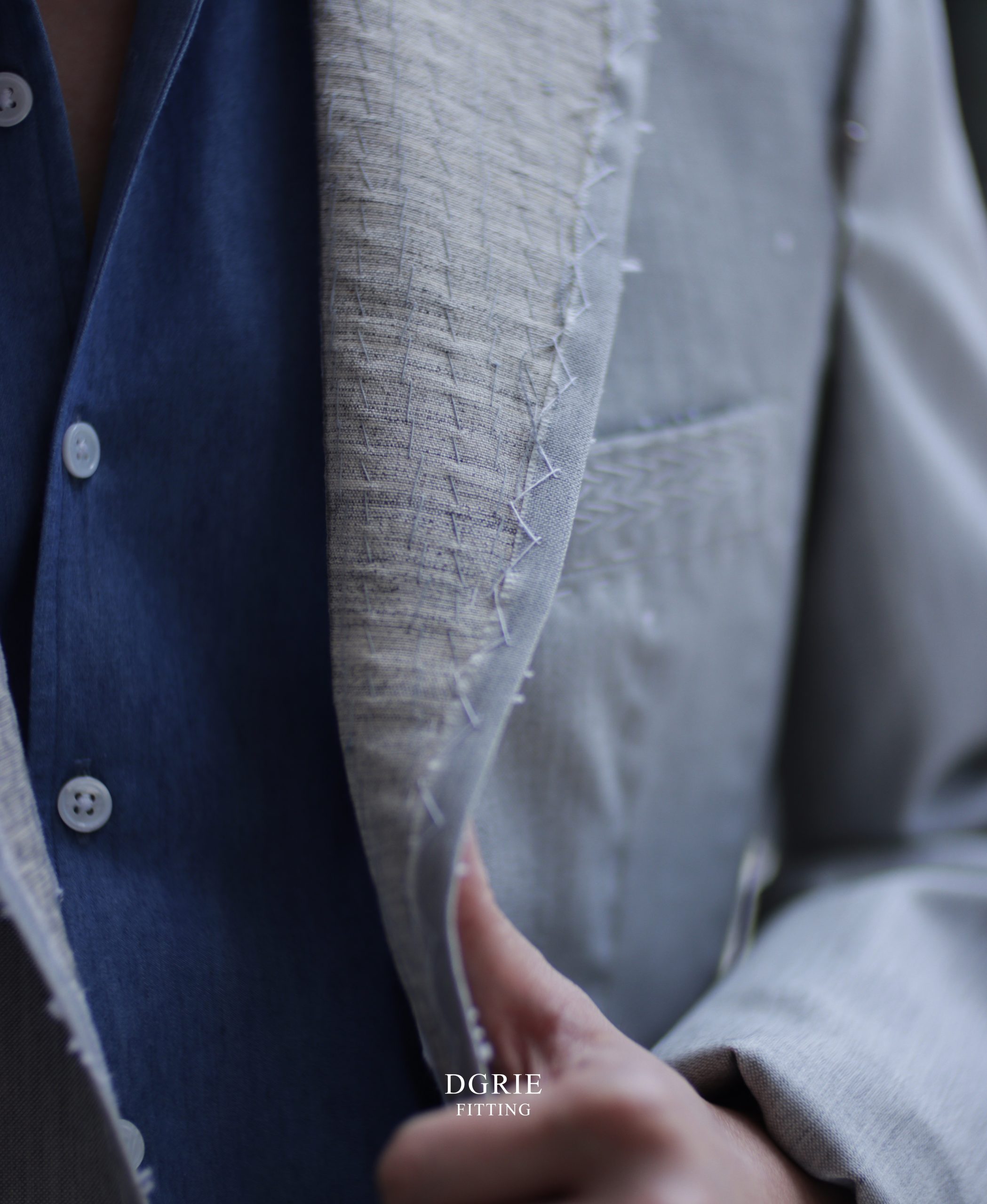 IMG_9980 copy ตัดสูทหางม้า Fitting Light Silver Grey High-twist Full Canvas Suits