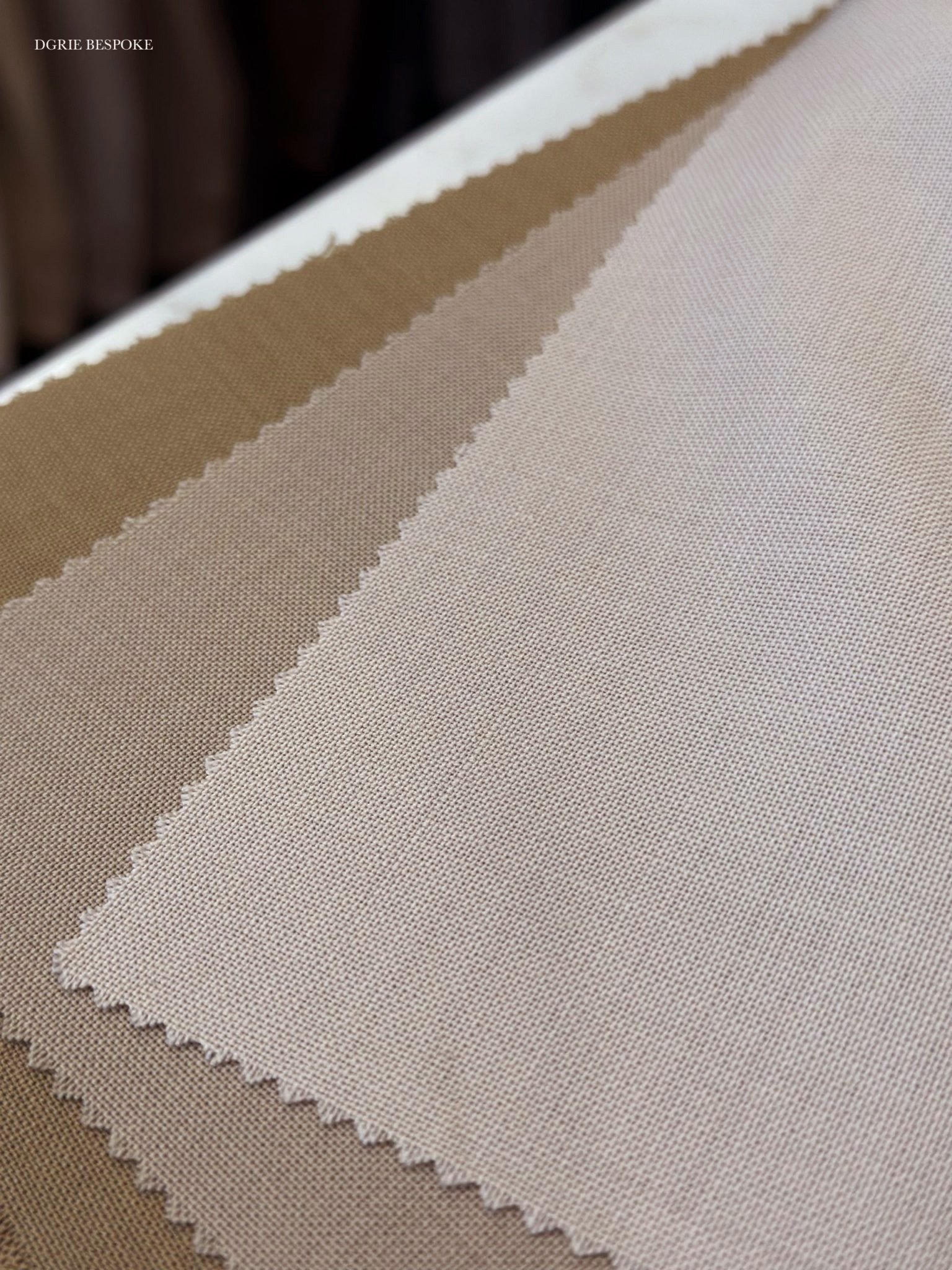 ตัดสูทหางม้า DGRIE CLASSIC PEAK LAPEL FULL CANVAS SUITS