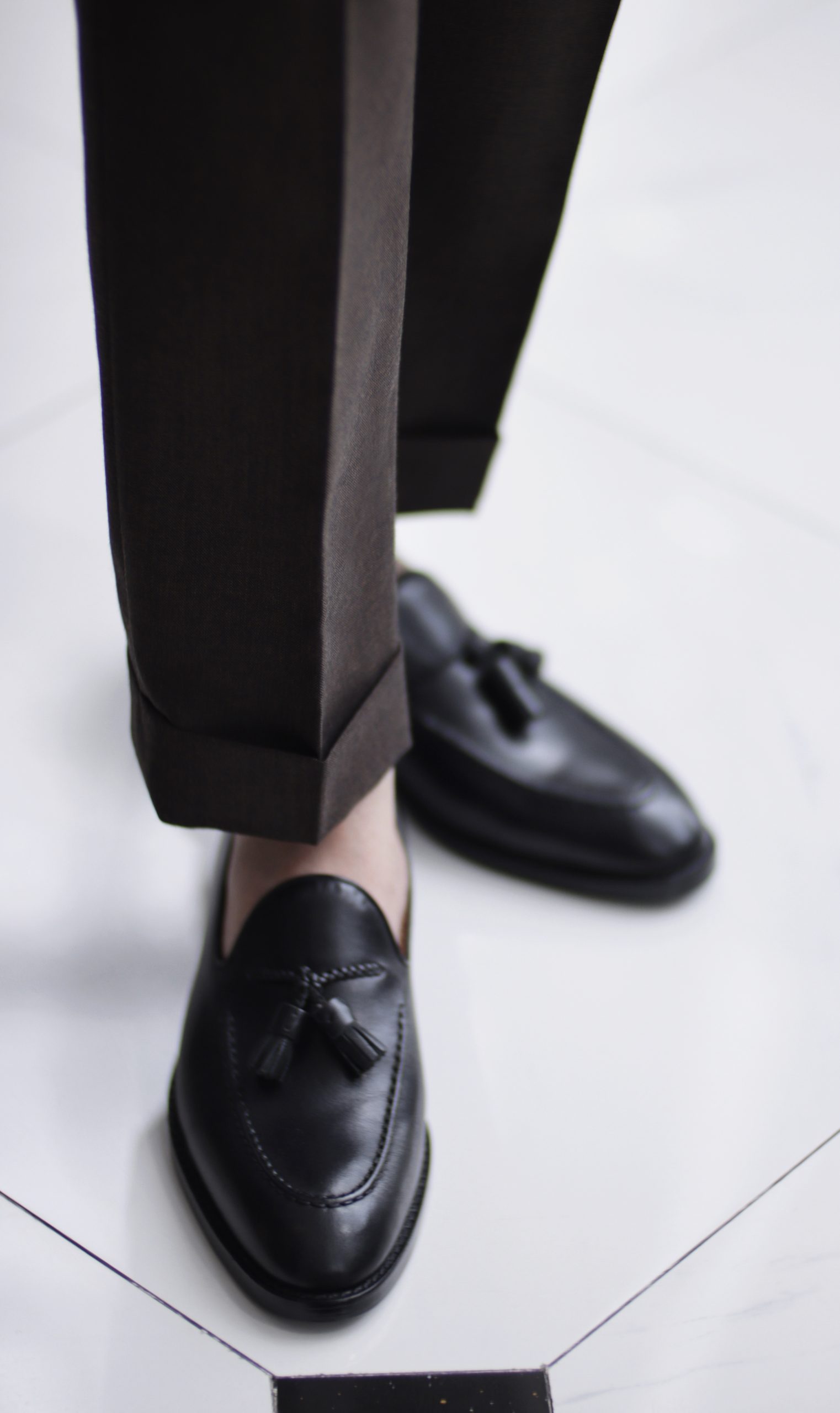 IMG_0180 รองเท้าโลฟเฟอร์ Black Tassel Loafer Shoes