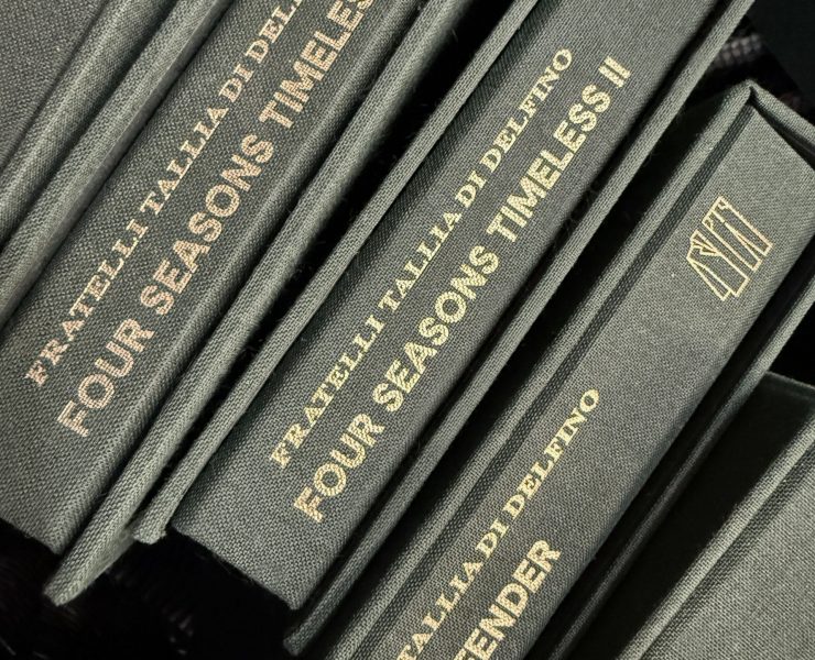 ตัดสูทผ้าอิตาลี DGRIE - Fratelli Tallia di Delfino