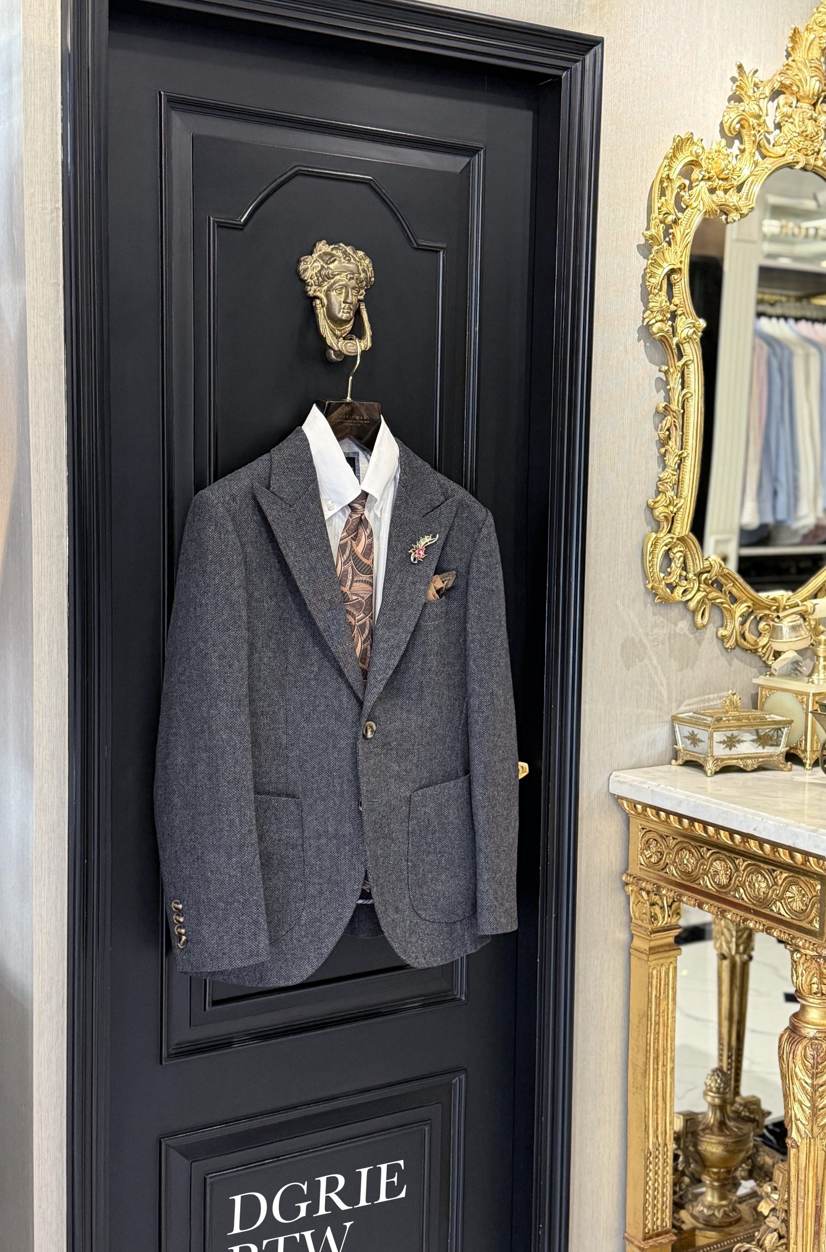 เสื้อสูทสำเร็จรูป DGRIE RTW - Ready to Wear Collaction