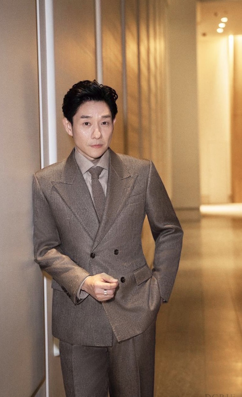 DGRIE Spotlight: Boy Peacemaker the sharp Caramel DB Suits