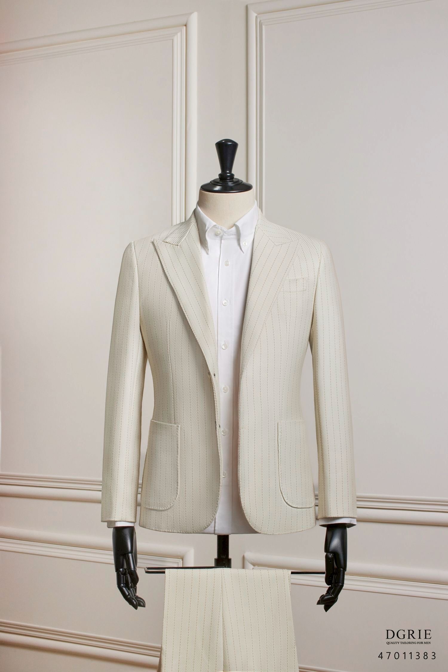 DGRIE - Ivory White Stripes Dot Blend Wool Patch Poket Half lining suit