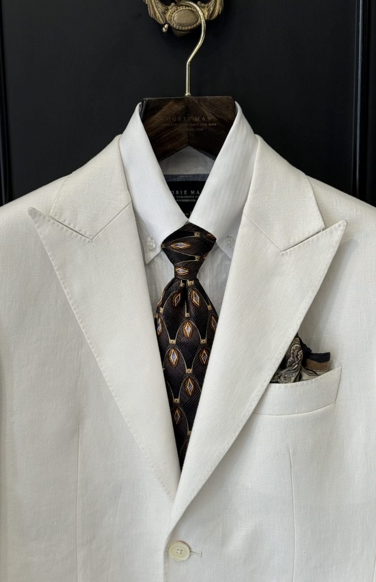DGRIE - RTW White Linen Blazer & Classic Brown Tie