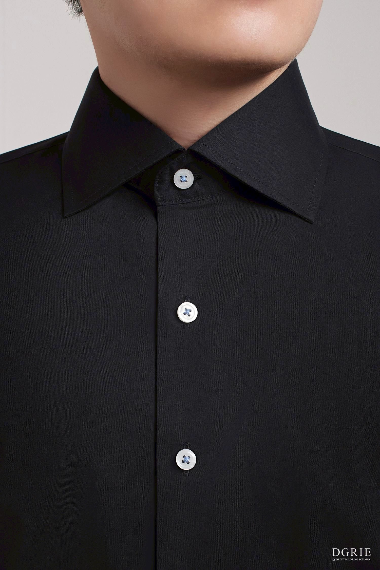4D2B027D-B230-401C-AF7C-DABB2F314755 Noir Black B/N Spared Collar White Button Cotton Shirt - DGRIE